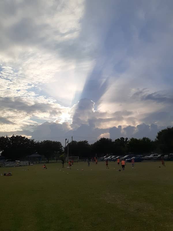 Ala Blanca Park - Image 1