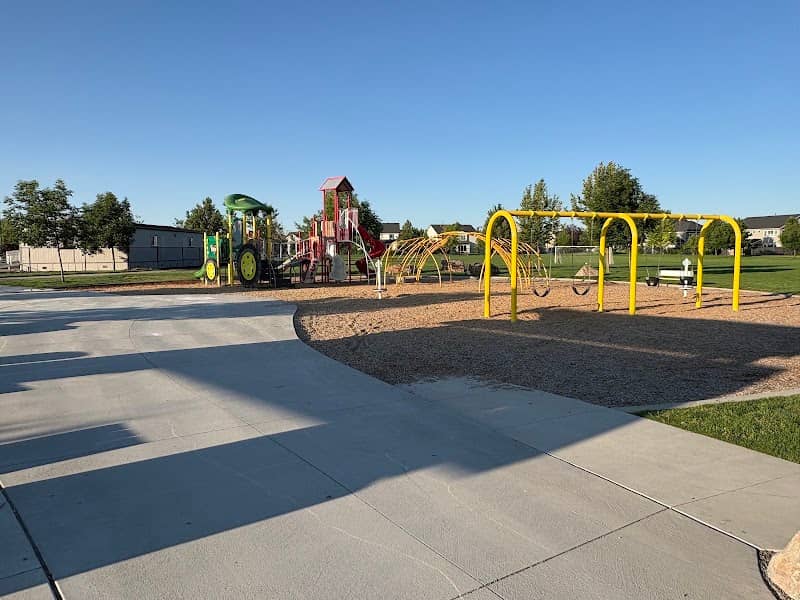 Hillsdale Park - Image 1