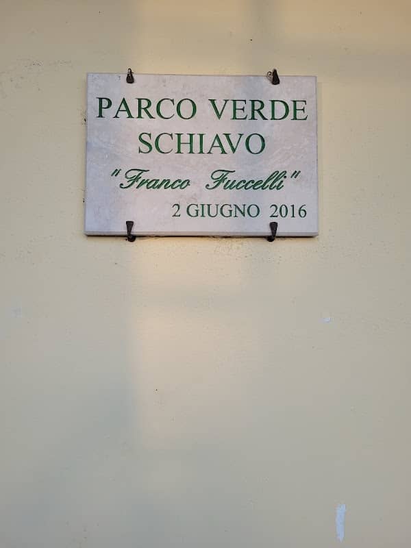 Parco giochi schiavo, parco verde - Image 1