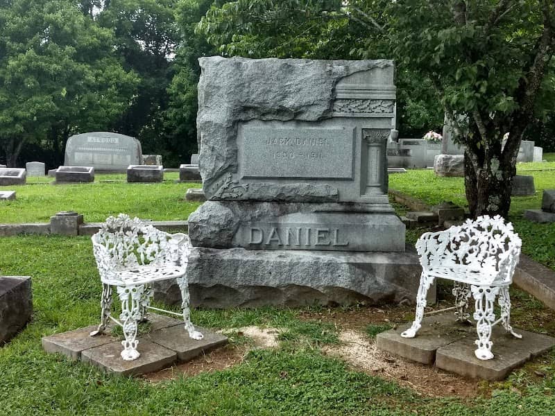 Jack Daniel Grave - Image 1