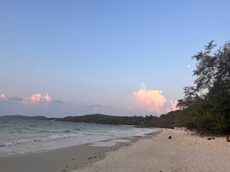 White sand beach koh samet - Image 1