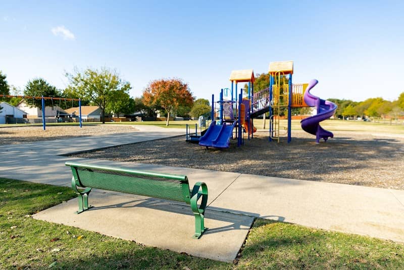 Cottonwood Bend Park - Image 2