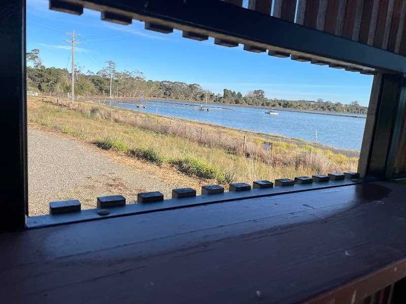 Drouin Bird Hide - Image 1