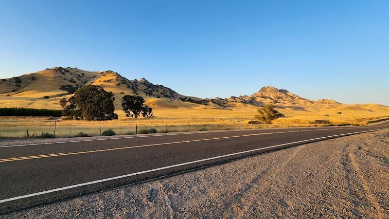 Sutter Buttes - Image 1