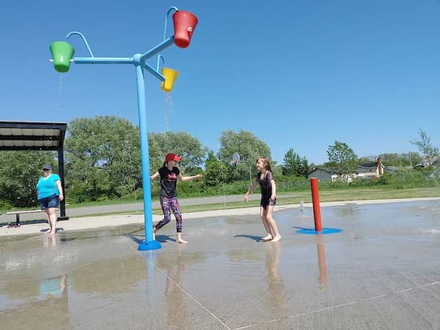 Jaycee Tracey Memorial Park - Image 1