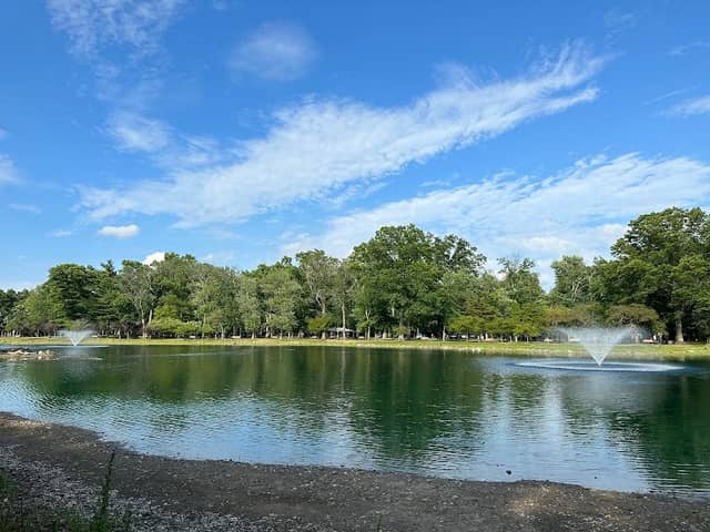 Saddle River County Park-Wild Duck Pond Area - Image 2