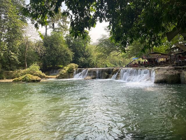 น้ำตกริมธาร - Image 1