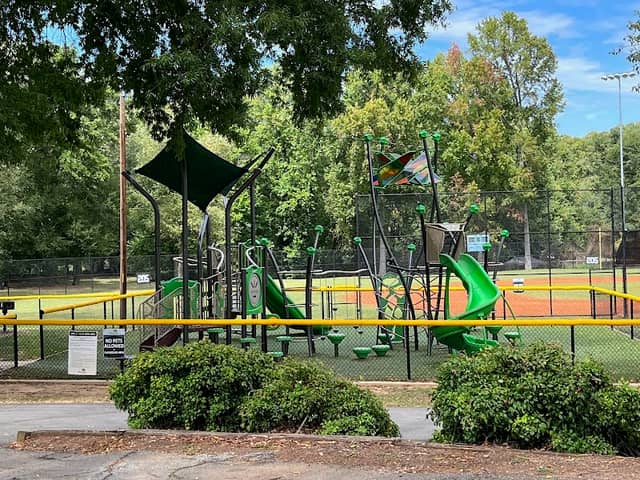 Springfield Park - Image 2