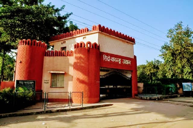 Sidhu Kanhu Park - Image 1