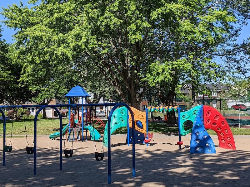 Lake Road Park - Image 1