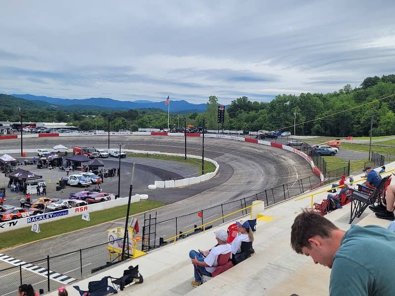 Newport Speedway - Image 2