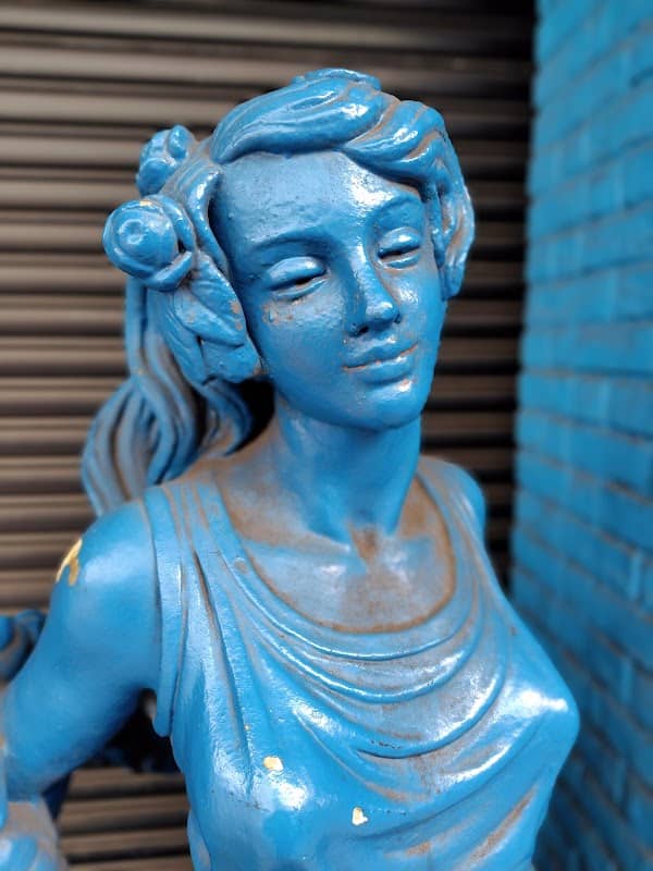蒼い女性像 - Image 1