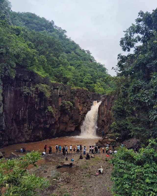 Kalalkund Waterfall - Image 1