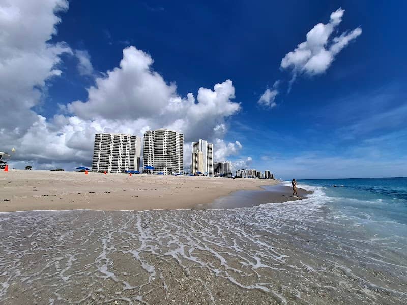 Riviera Beach - Image 1