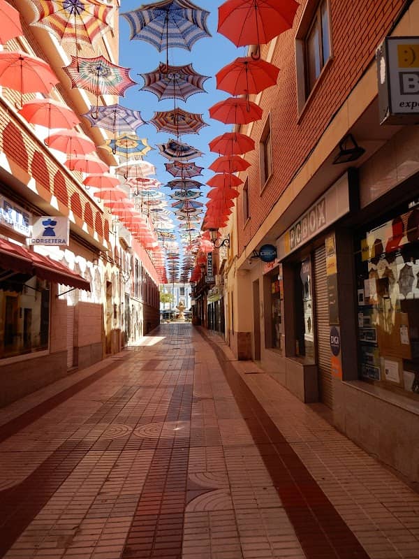 Las calles de los paraguas, Valdepeñas - Image 1