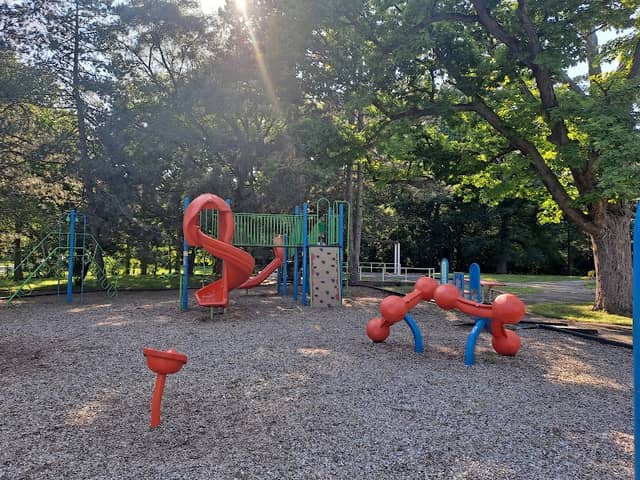 Dewey Park - Image 1