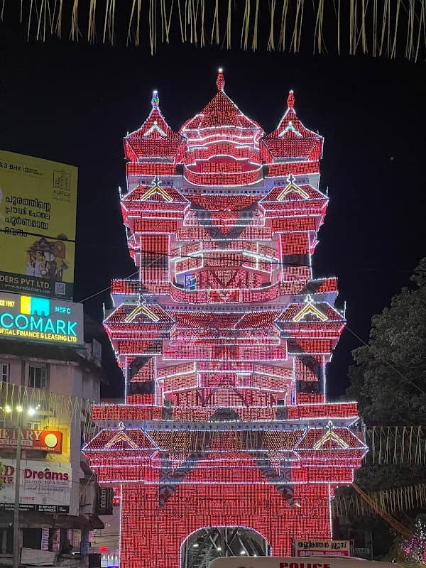 Sree Vadakkumnathan Temple - Image 1