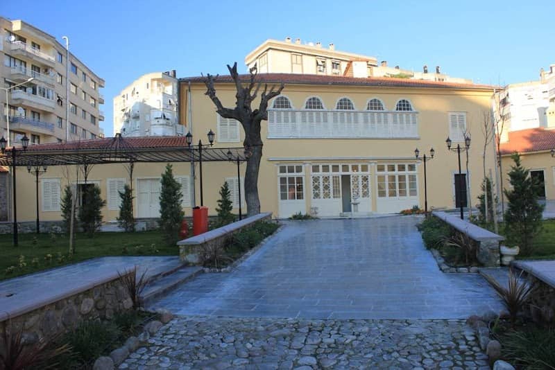 Dramalılar Köşkü - Image 2