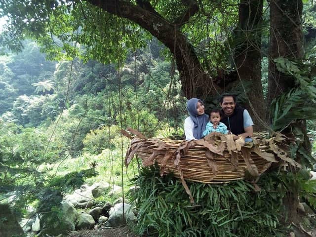 Wisata Gunung Puntang - Image 1