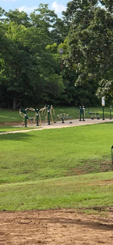Lincoln Park - Image 3