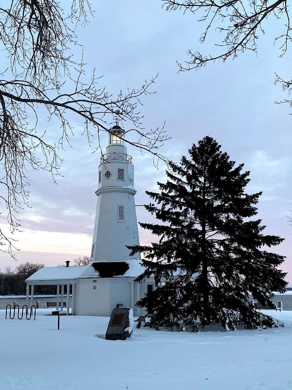 Kimberly Point Lighthouse - Image 1