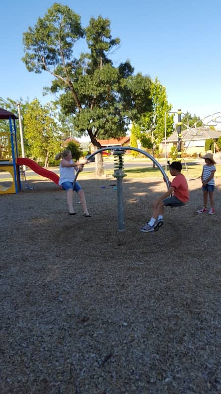 Dr John Schlink Park - Image 1