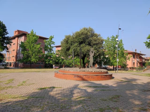 Giardino di Piazza Aldo Moro - Image 2