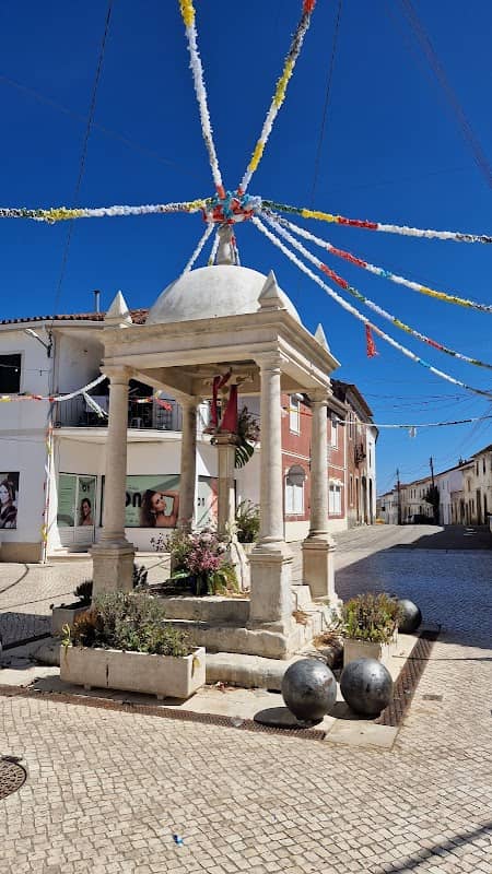 Cruzeiro de Póvoa da Lomba - Image 1