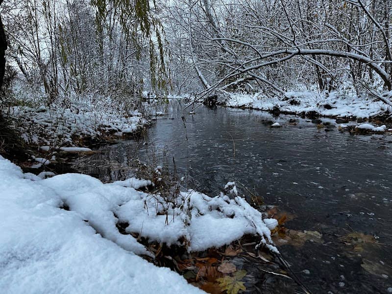 Frontenac Park - Image 2