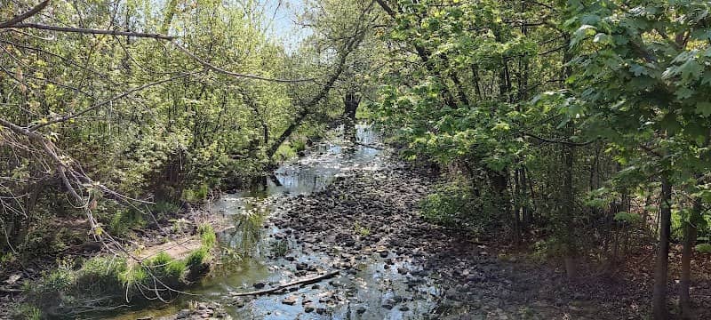 Frontenac Park - Image 1