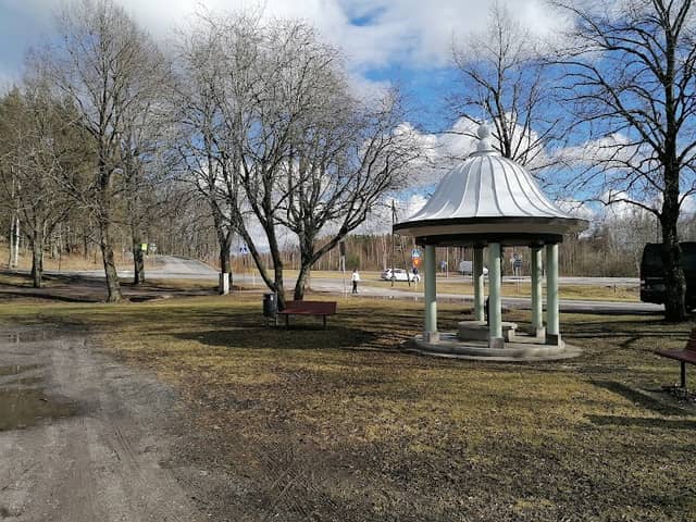 Kaivopuisto - Image 1
