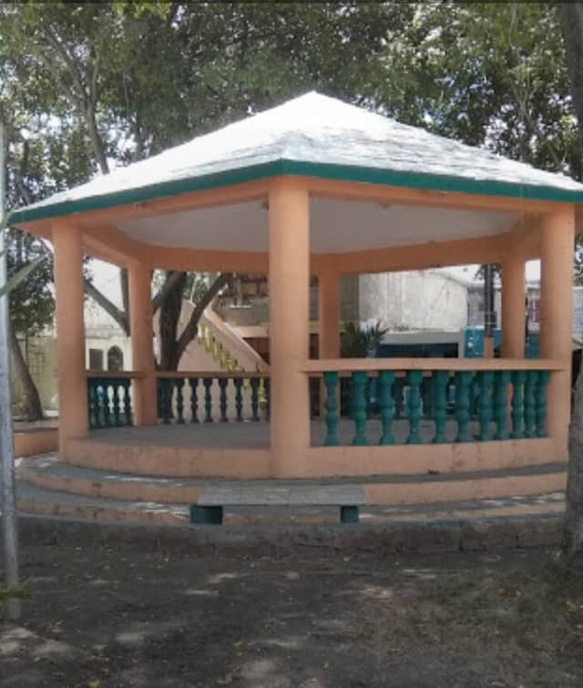 Lotes Y Servicio Park - Image 1