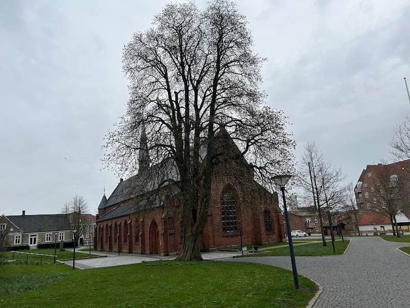 Mindesmærke over faldne frihedskæmpere - Image 1