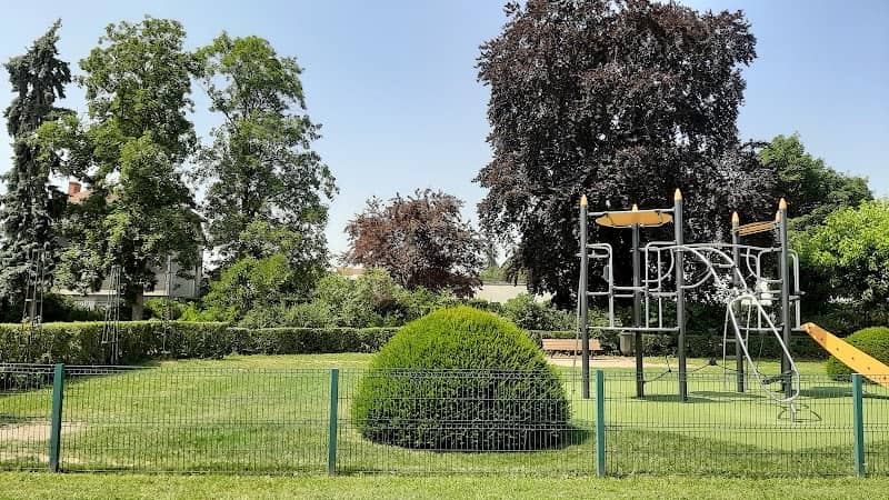 Brèda Garden - Image 1