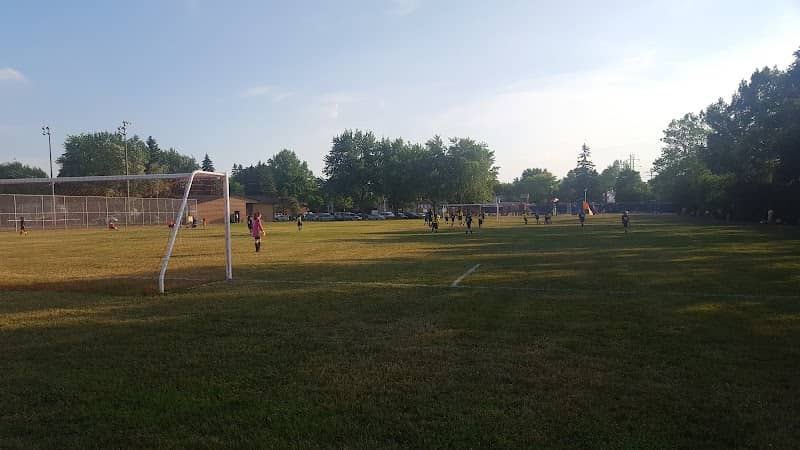 Elm Park - Image 2