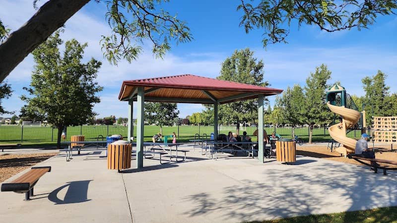Heroes Park - Image 2