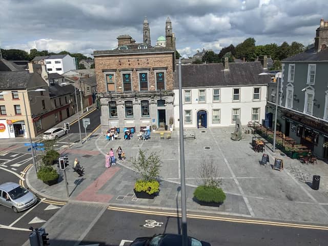 The Square - Image 2