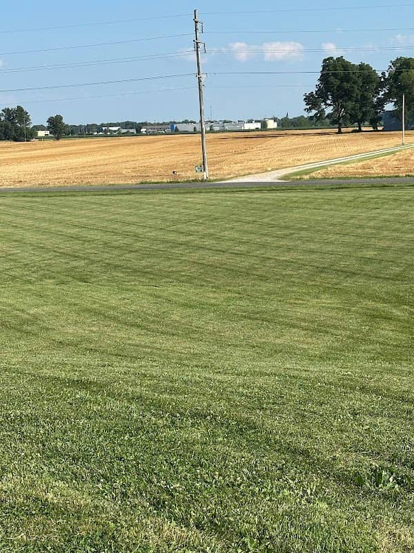 Hanson's Lawn Care - Image 1