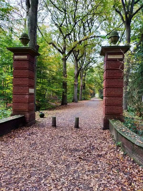 Philips de Jongh park - Image 1