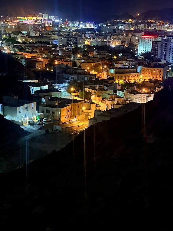 Ruwi full view - Image 1