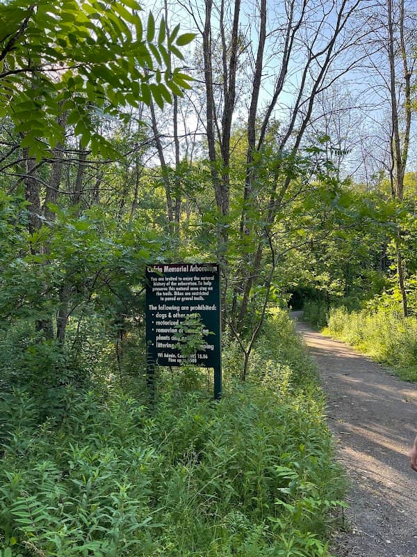 UWGB Arboretum Trail - Image 1