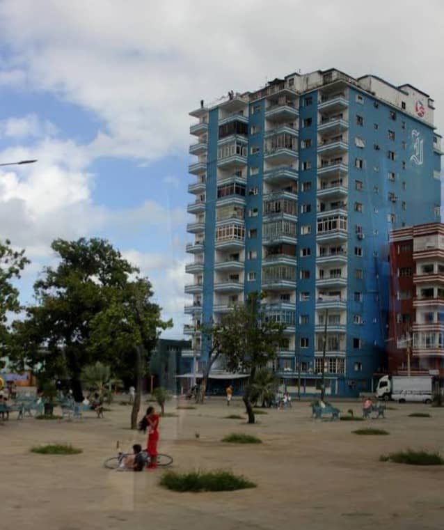 edificio π΄πππππππππππ - Image 1