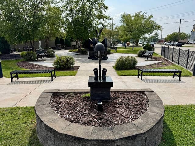 Veterans Memorial - Image 3