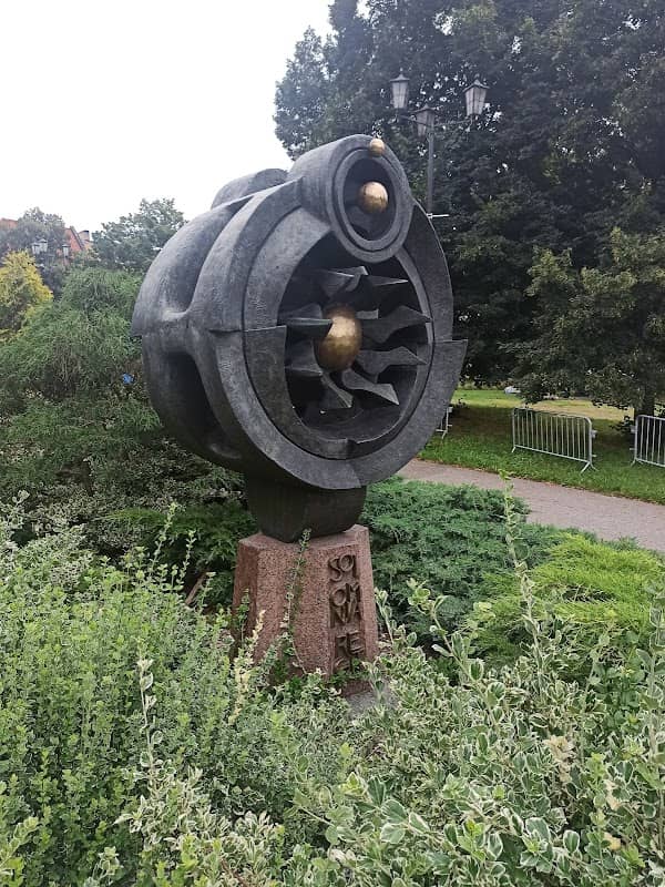 Pomnik Helios - Image 1