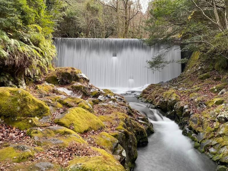 Curtain Falls - Image 1