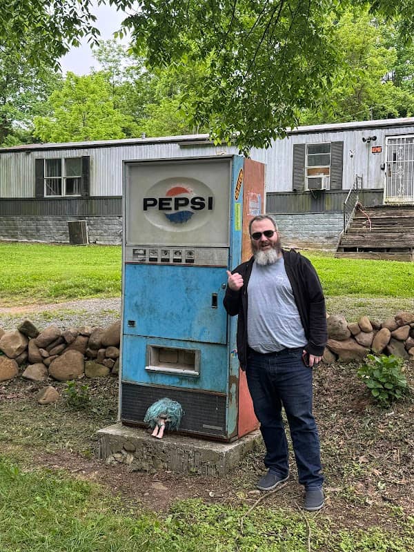 Yeti Pepsi Machine - Image 1
