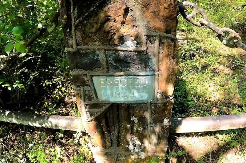 Fuller park - Image 2
