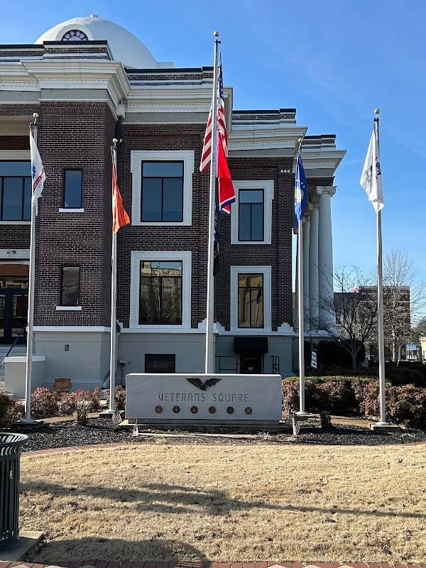 Veterans Square - Image 1
