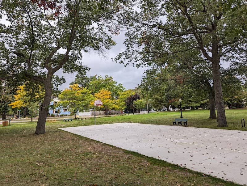 F and M Park - Image 2