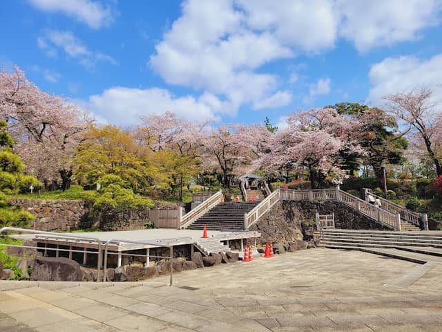 Asukayama Park - Image 1